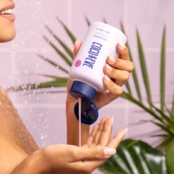 Coco & Eve Glow Figure Smoothie Shower Gel 10 Coco & Eve Glow Figure Smoothie Shower Gel -Promos Sublim Zen Magasin coco eve glow figure smoothie shower gel gel de douche nourrissant 4