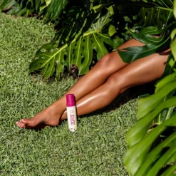 Coco & Eve Sunny Honey Ultimate Glow Travel Kit -Promos Sublim Zen Magasin coco eve sunny honey ultimate glow travel kit mousse auto bronzante avec gant applicateur 3