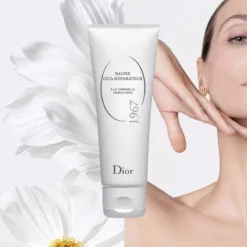 DIOR Dior Skin Essentials Baume Cica-Réparateur 6 DIOR Dior Skin Essentials Baume Cica-Réparateur -Promos Sublim Zen Magasin dior dior skin essentials baume cica reparateur baume a la camomille visage corps 2