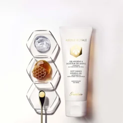 GUERLAIN Abeille Royale Soft Hands Hygiene Gel 7 GUERLAIN Abeille Royale Soft Hands Hygiene Gel -Promos Sublim Zen Magasin guerlain abeille royale soft hands hygiene gel gel nettoyant mains 2