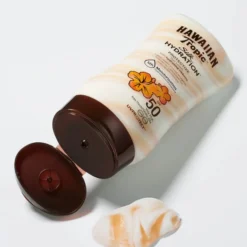 Hawaiian Tropic Silk Hydration SPF50 3 Hawaiian Tropic Silk Hydration SPF50 -Promos Sublim Zen Magasin hawaiian tropic silk hydration spf50 lait protecteur solaire 1